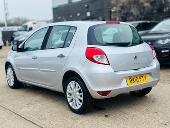 Used Renault Clio 2010 for sale - 77722602: Photo