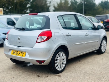 Used Renault Clio 2010 for sale - 77722602: Photo