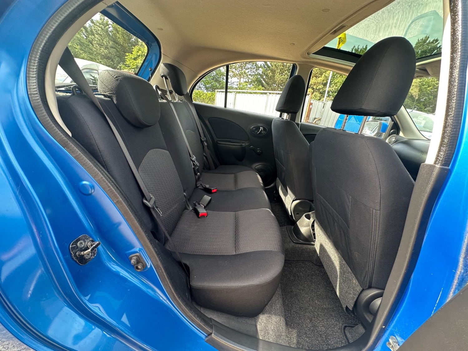Vehicle 33