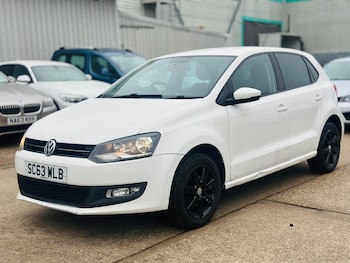 Used Volkswagen Polo 2014 for sale - 77898372: Photo