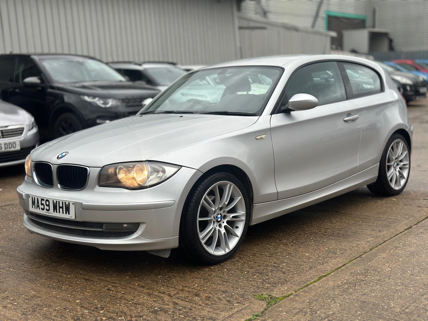 Used BMW 1 Series 2009 for sale - 76989829: Photo 2