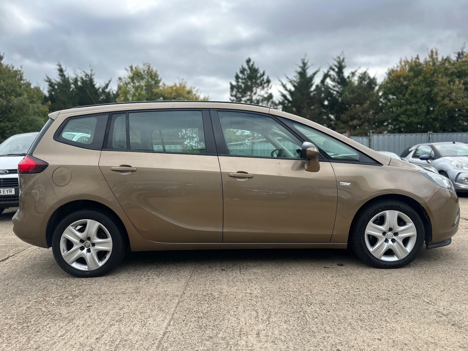 Used Vauxhall Zafira Tourer 2014 for sale - 76001289: Photo 11