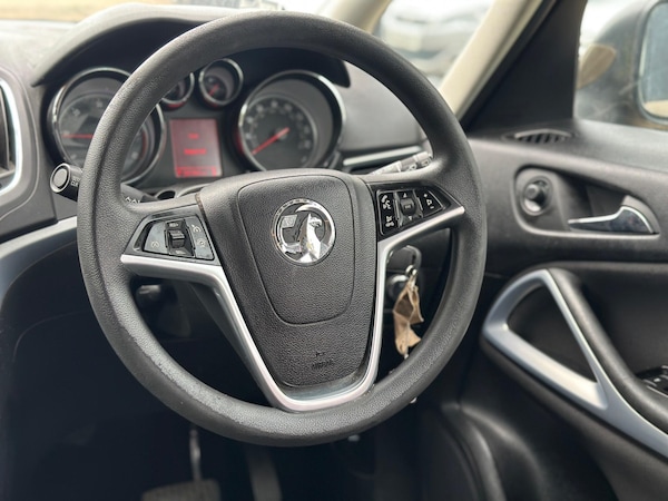 Used Vauxhall Zafira Tourer 2014 for sale - 76001289: Photo 28