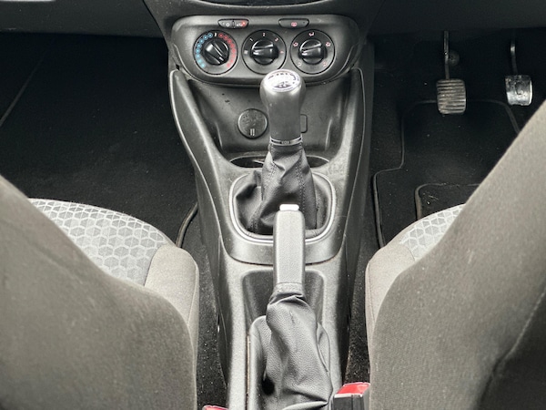 Used Vauxhall Corsa 2015 for sale - 75682001: Photo 22