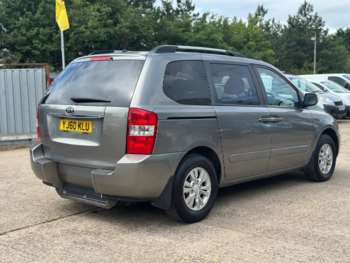 Used Kia Sedona 2010 for sale - 75082510: Photo