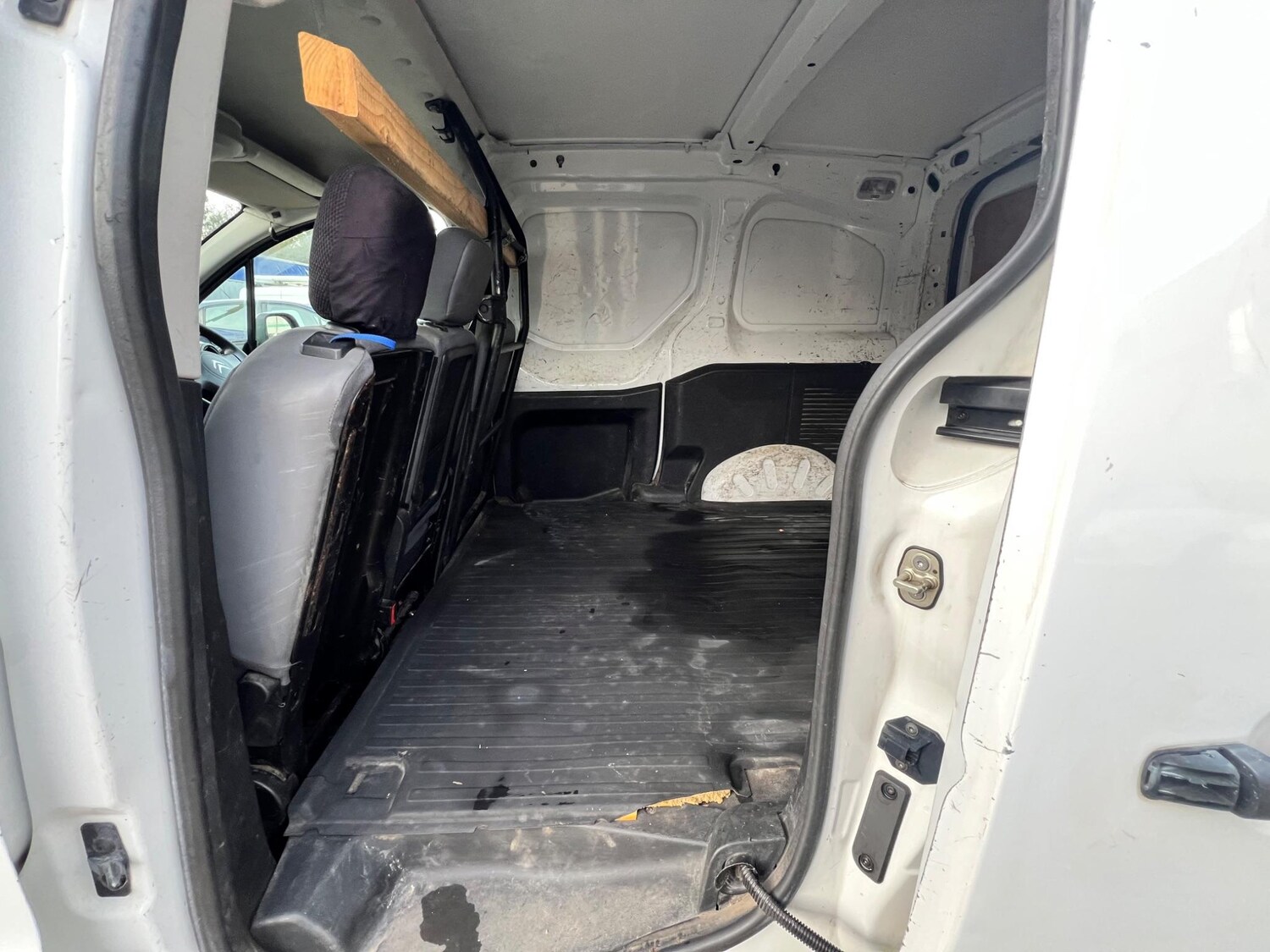Vehicle 33