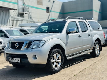 Used Nissan Navara 2015 for sale - 79553382: Photo