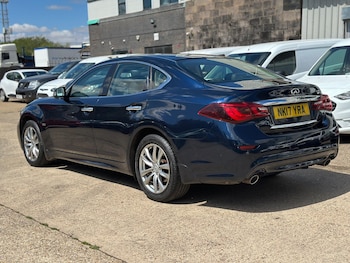 Used Infiniti Q70 2017 for sale - 79387342: Photo