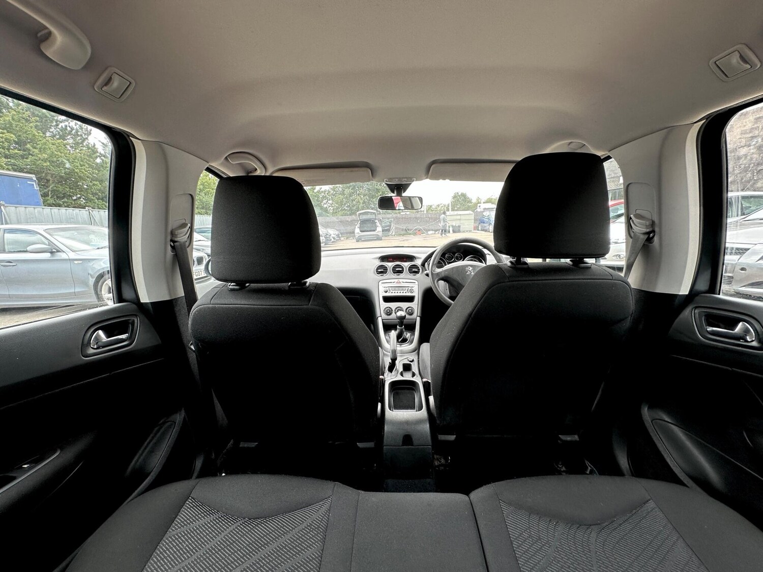 Used Peugeot 308 2018 for sale - 77015912: Photo 10