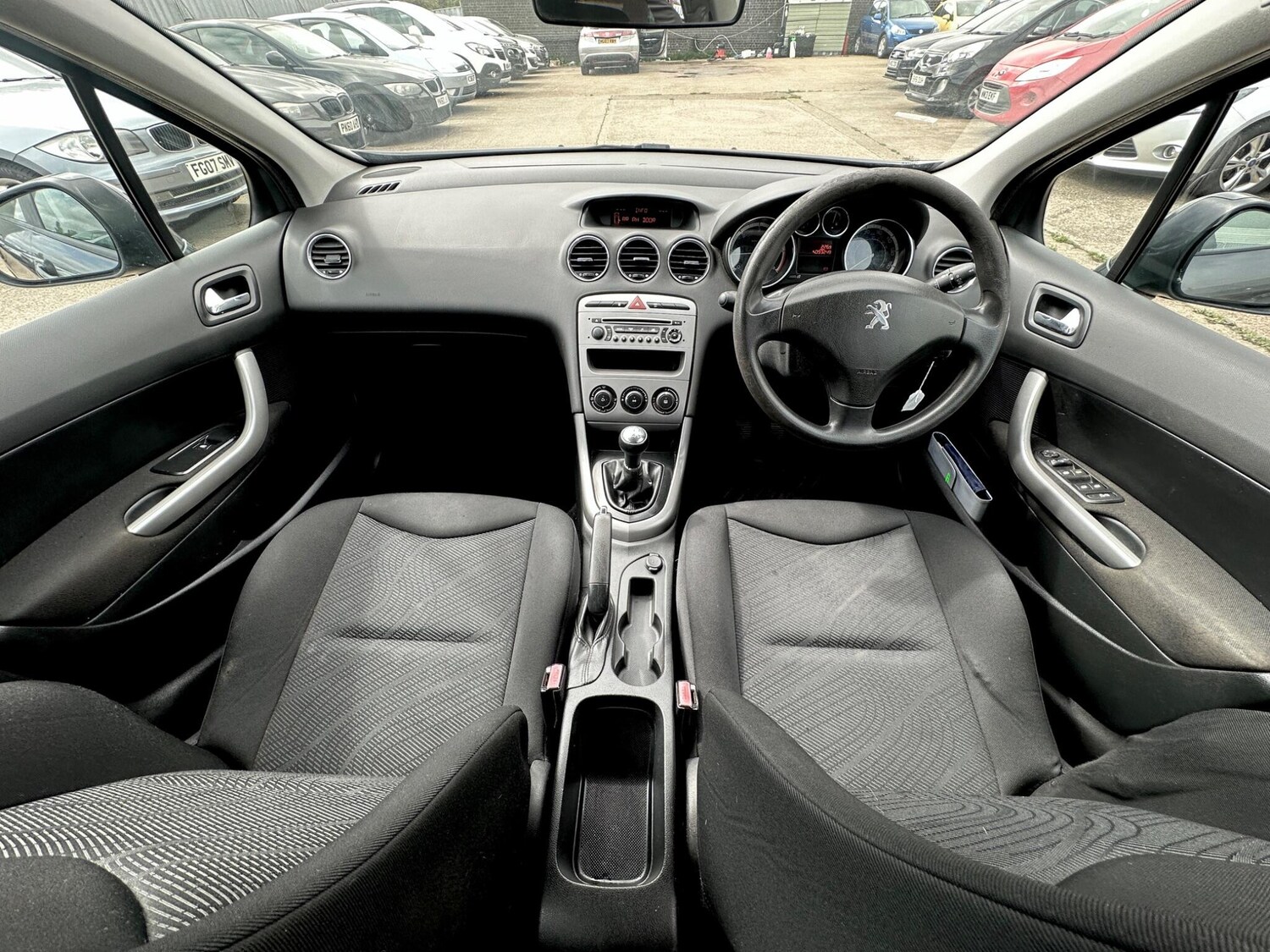 Used Peugeot 308 2018 for sale - 77015912: Photo 23