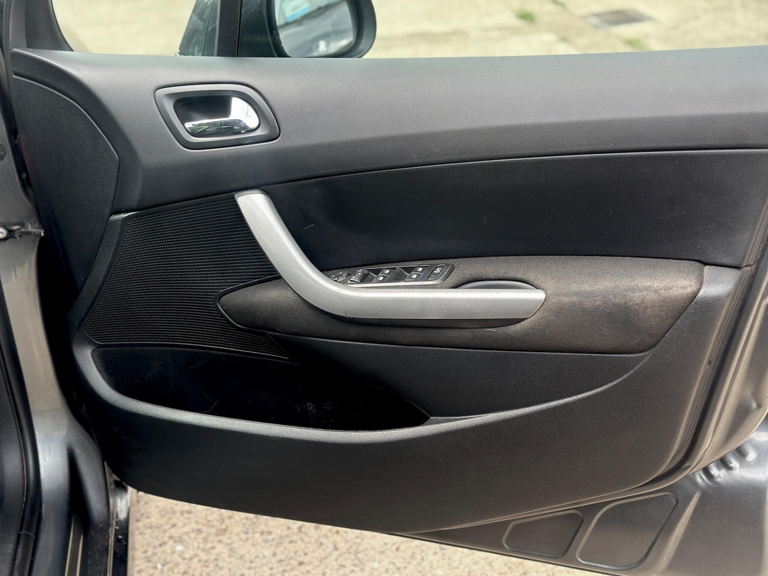 Used Peugeot 308 2018 for sale - 77015912: Photo 24