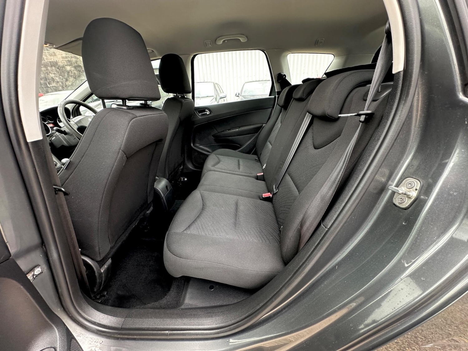 Used Peugeot 308 2018 for sale - 77015912: Photo 37