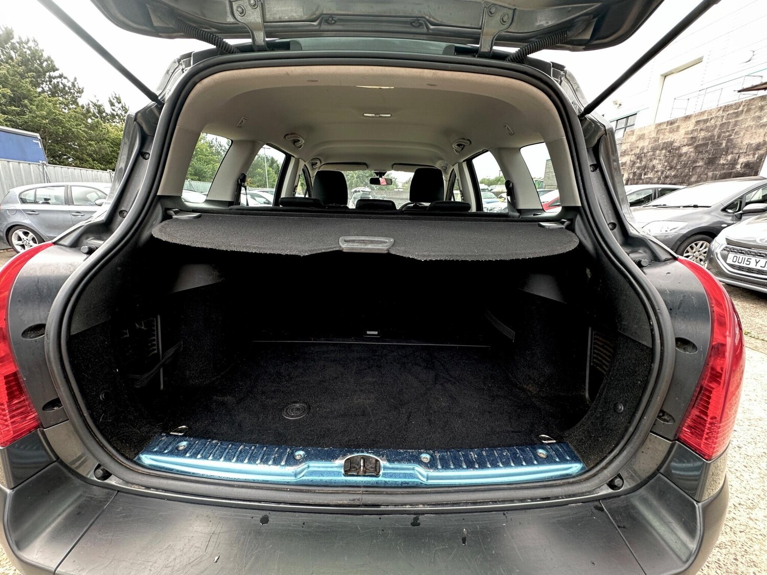 Used Peugeot 308 2018 for sale - 77015912: Photo 8