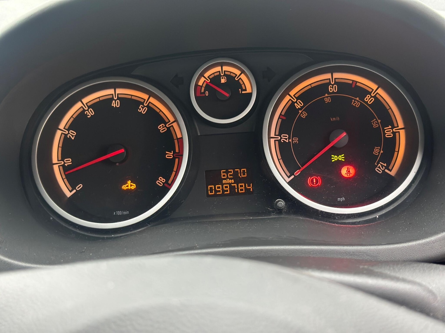 Used Vauxhall Corsa 2014 for sale - 77016009: Photo 6