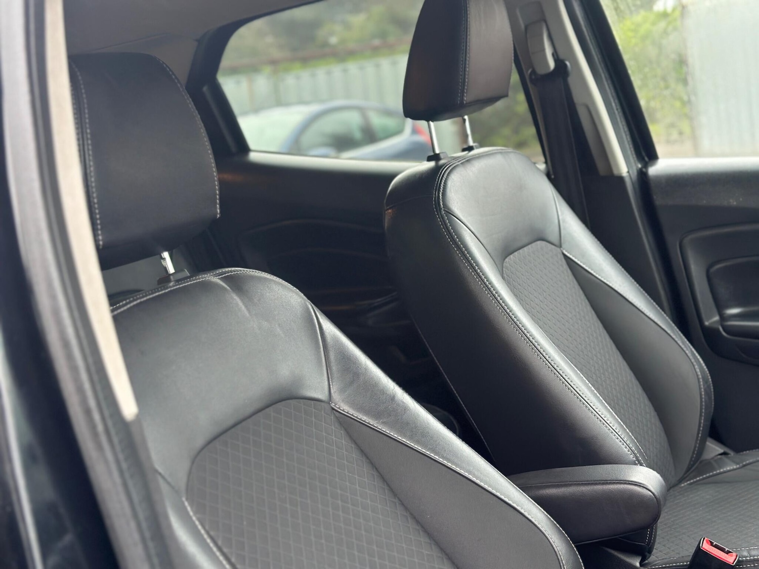 Used Ford Ecosport 2015 for sale - 77525129: Photo 25