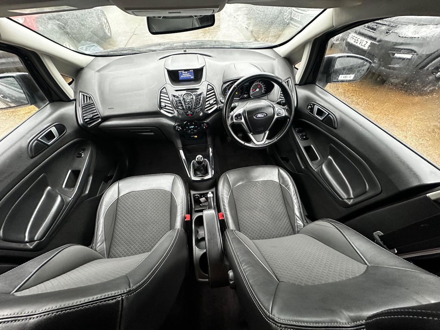 Used Ford Ecosport 2015 for sale - 77525129: Photo 27