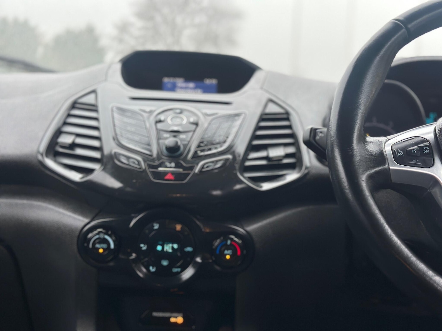 Used Ford Ecosport 2015 for sale - 77525129: Photo 28