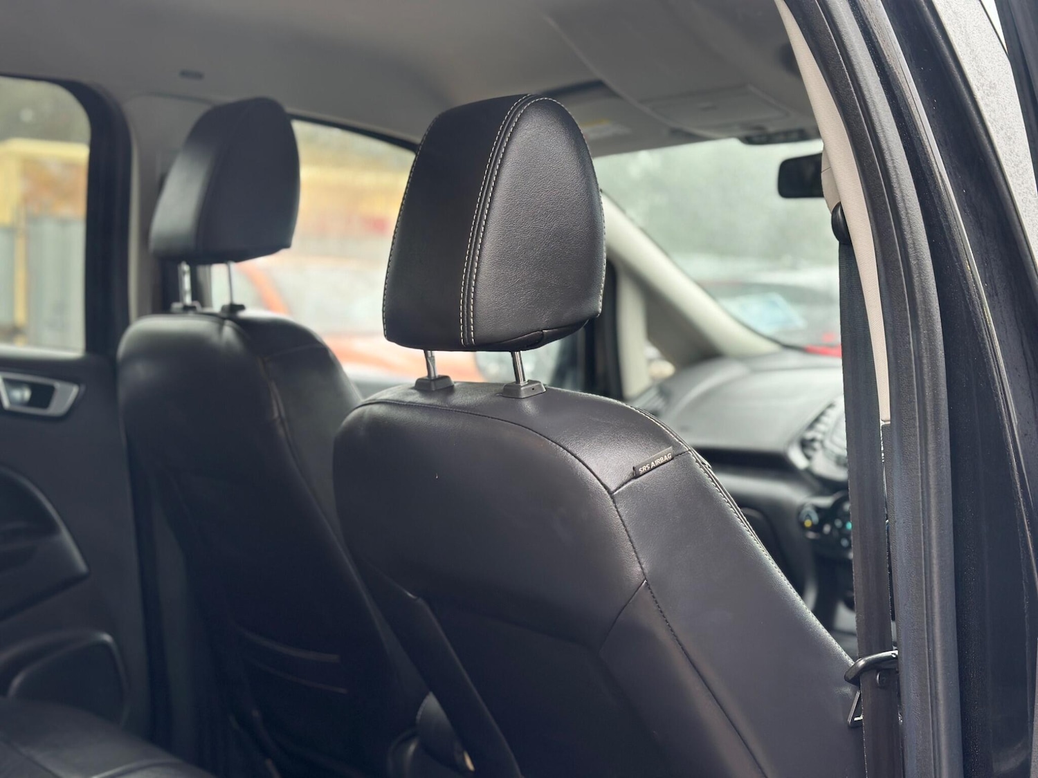 Used Ford Ecosport 2015 for sale - 77525129: Photo 32