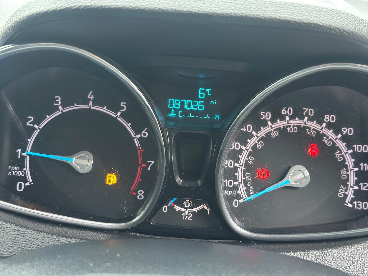 Used Ford Ecosport 2015 for sale - 77525129: Photo 6