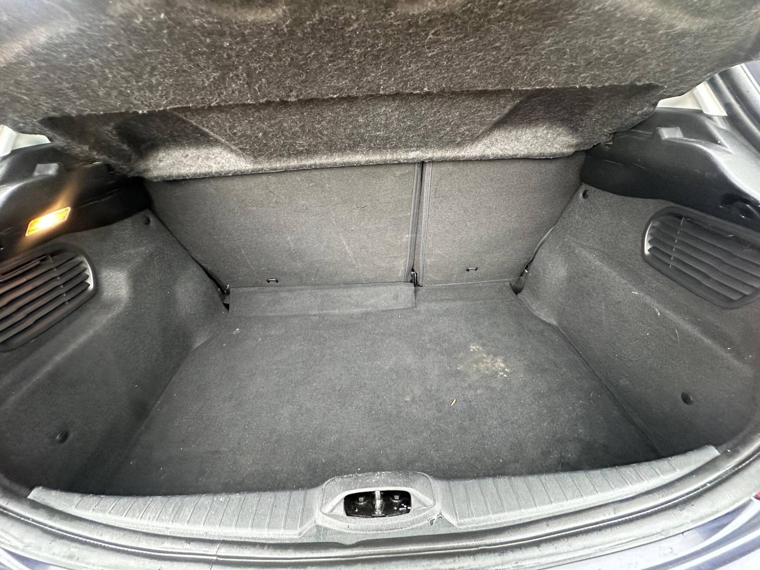 Used Peugeot 208 2014 for sale - 76623181: Photo 11