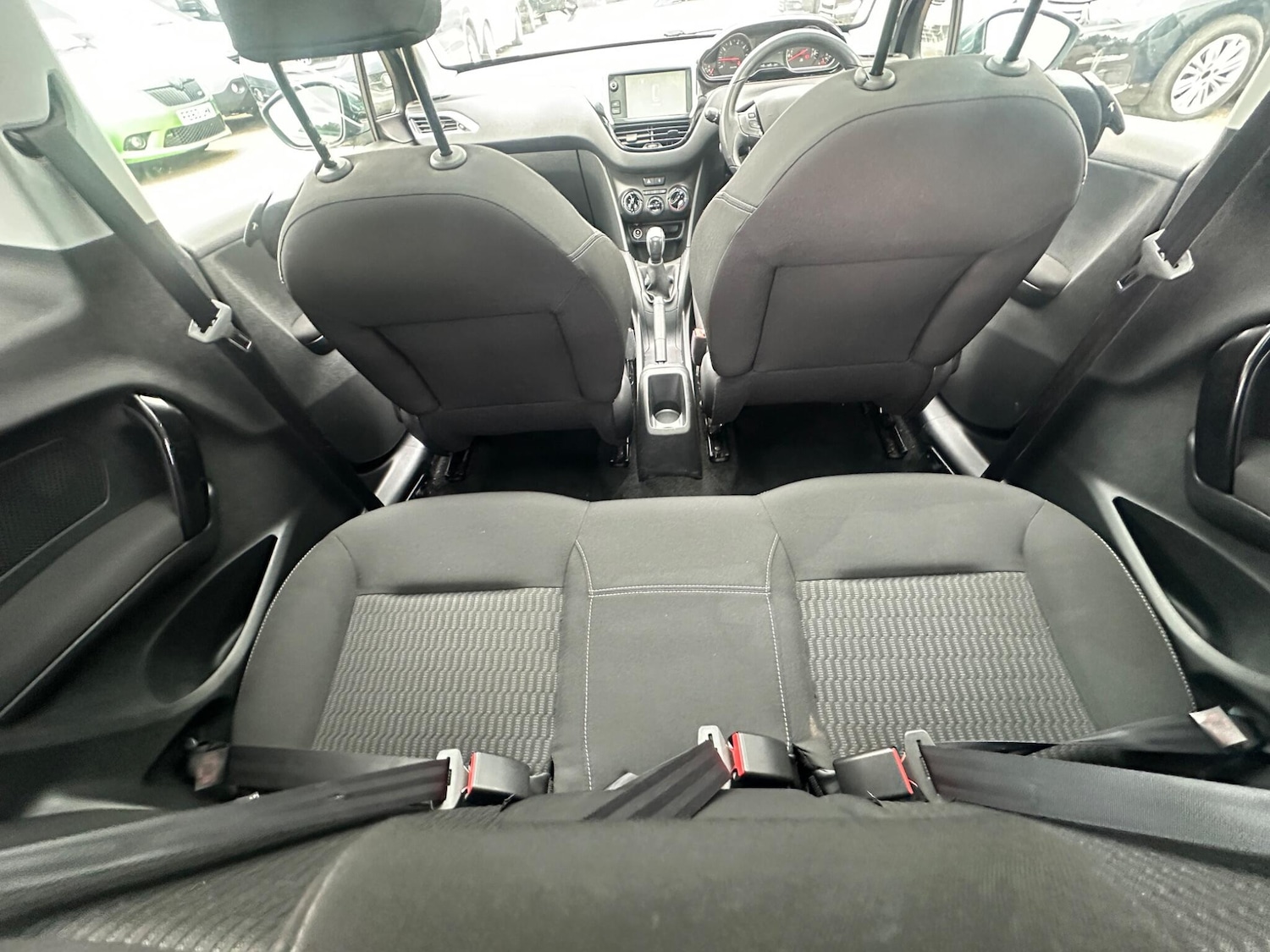 Used Peugeot 208 2014 for sale - 76623181: Photo 12