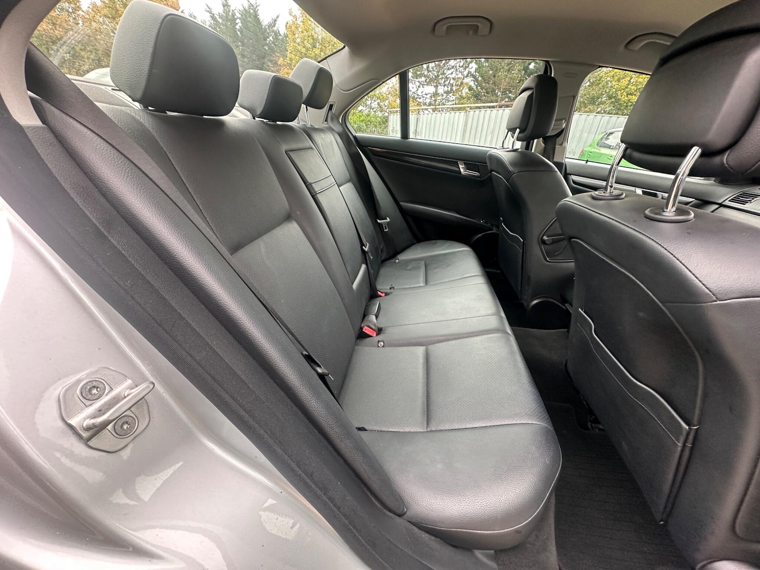 Used Mercedes-Benz C Class 2010 for sale - 76433398: Photo 26