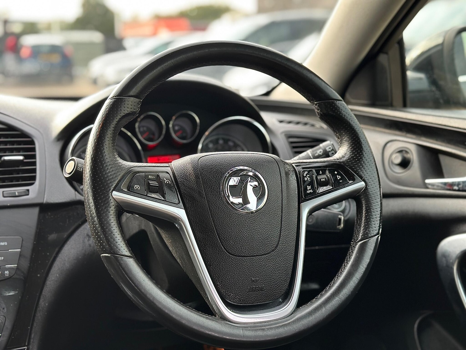 Used Vauxhall Insignia 2012 for sale - 76995603: Photo 31