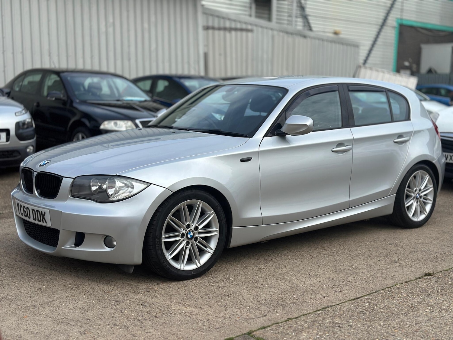 Used BMW 1 Series 2010 for sale - 76166831: Photo 2
