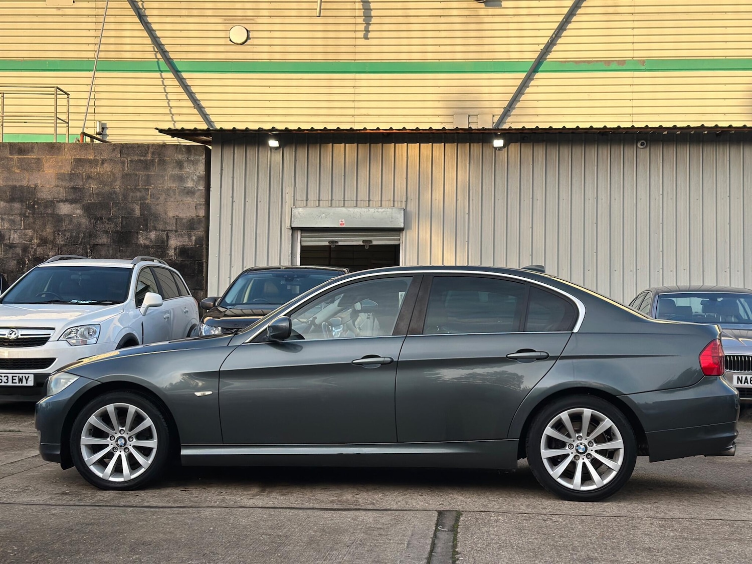 Used BMW 3 Series 2011 for sale - 77202415: Photo 21