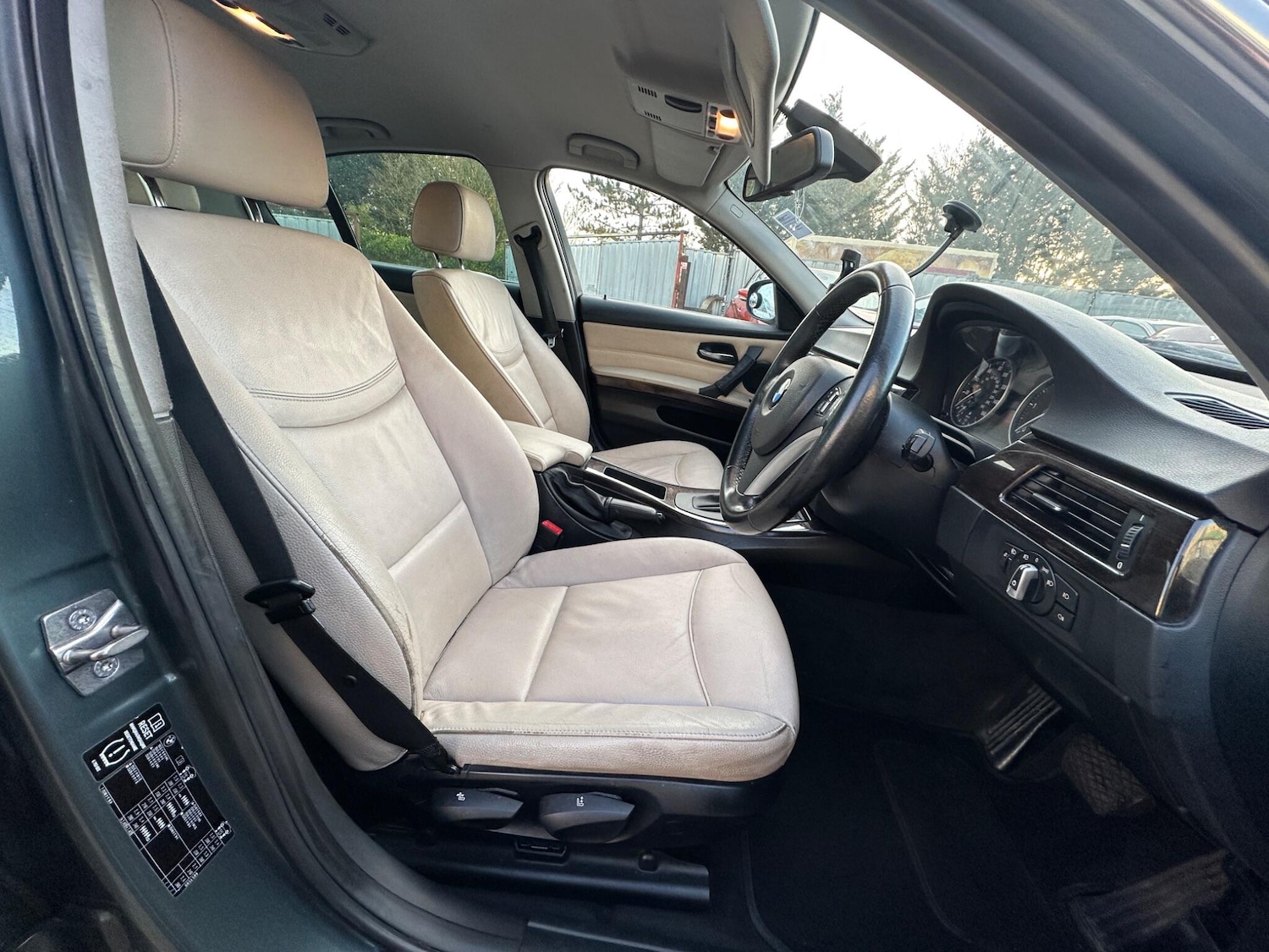 Used BMW 3 Series 2011 for sale - 77202415: Photo 23