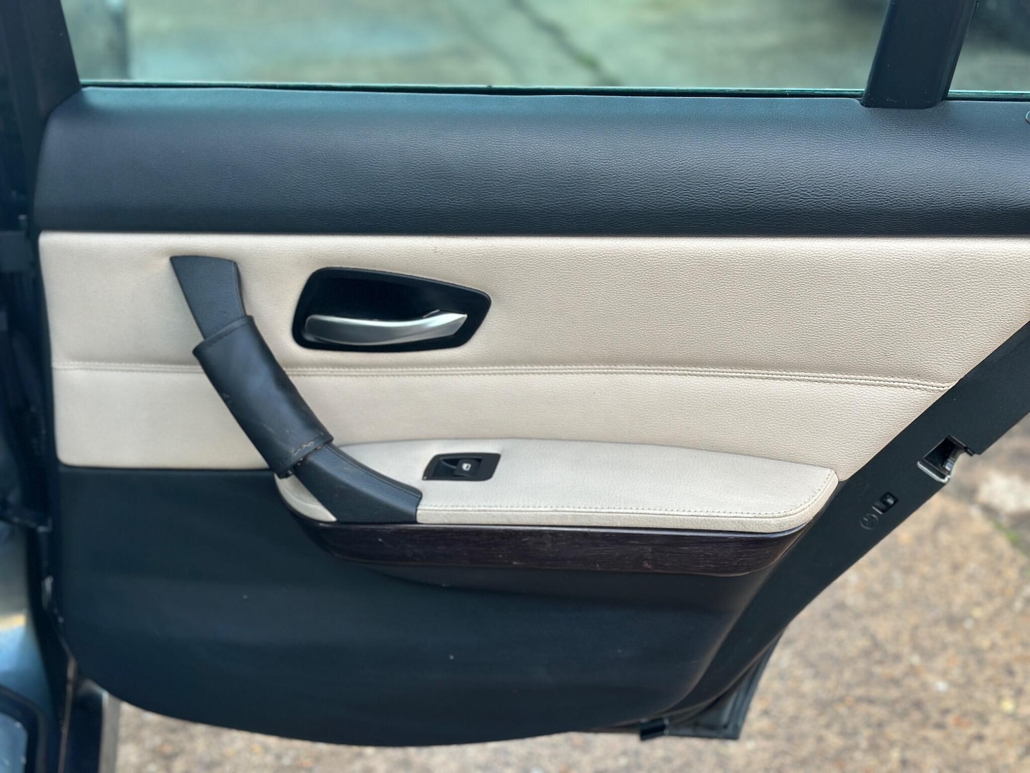 Used BMW 3 Series 2011 for sale - 77202415: Photo 35