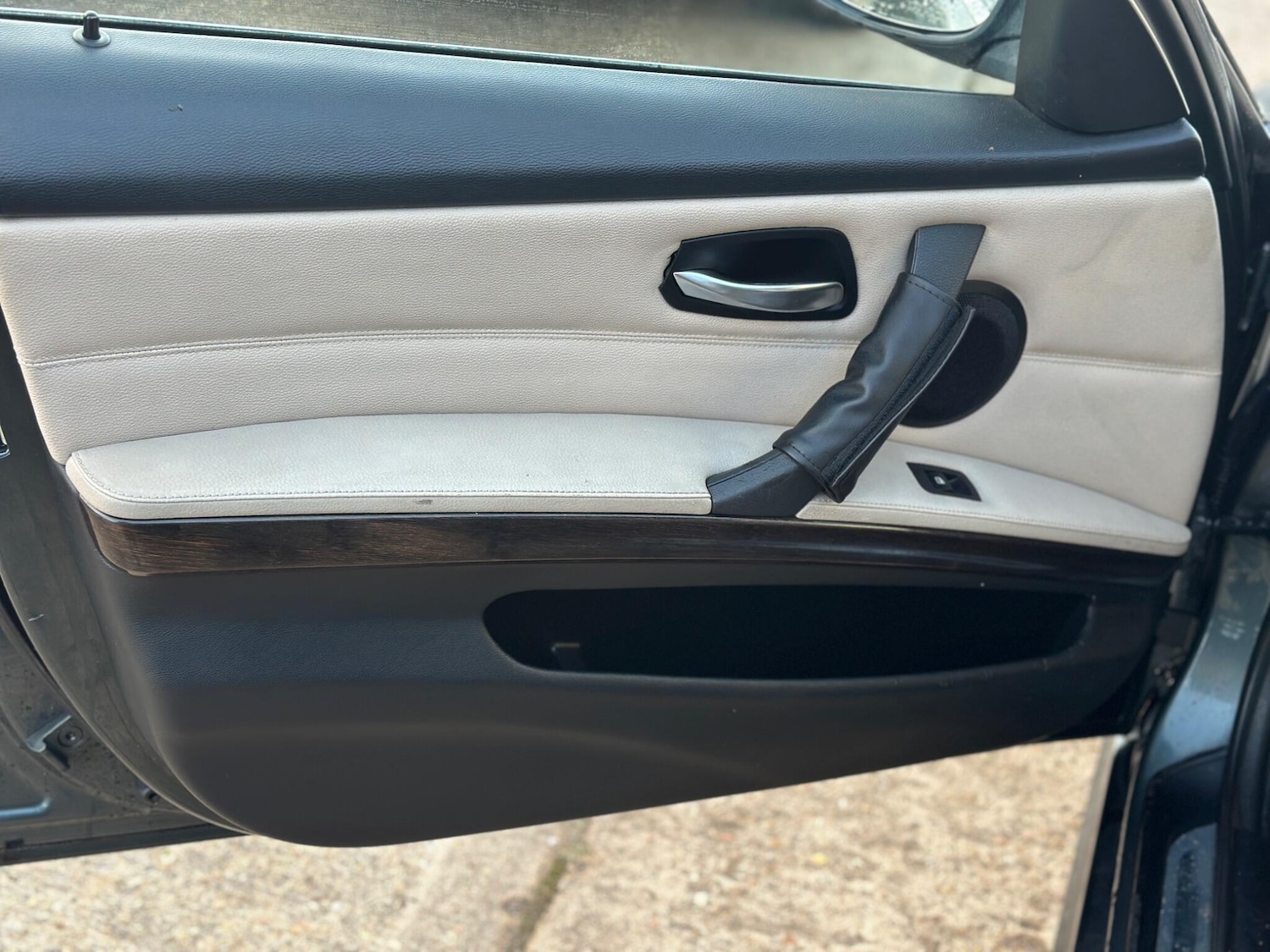 Used BMW 3 Series 2011 for sale - 77202415: Photo 45