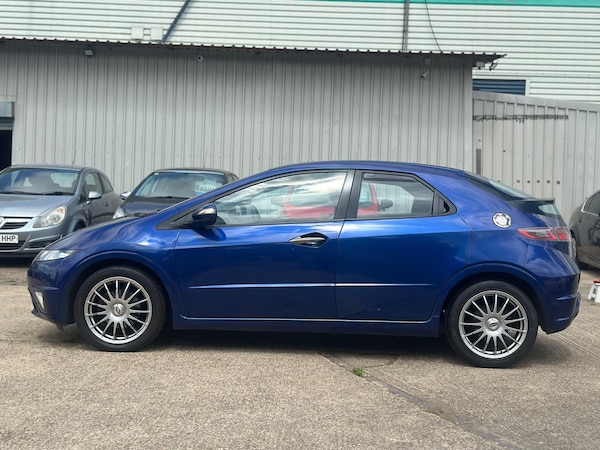 Used Honda Civic 2010 for sale - 75060287: Photo 18