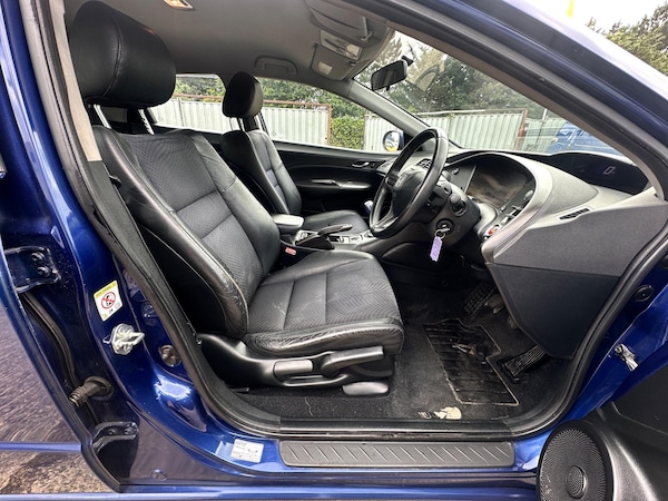Used Honda Civic 2010 for sale - 75060287: Photo 19