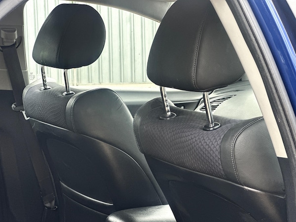 Used Honda Civic 2010 for sale - 75060287: Photo 30