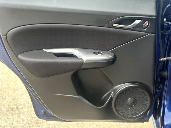 Used Honda Civic 2010 for sale - 75060287: Photo 37