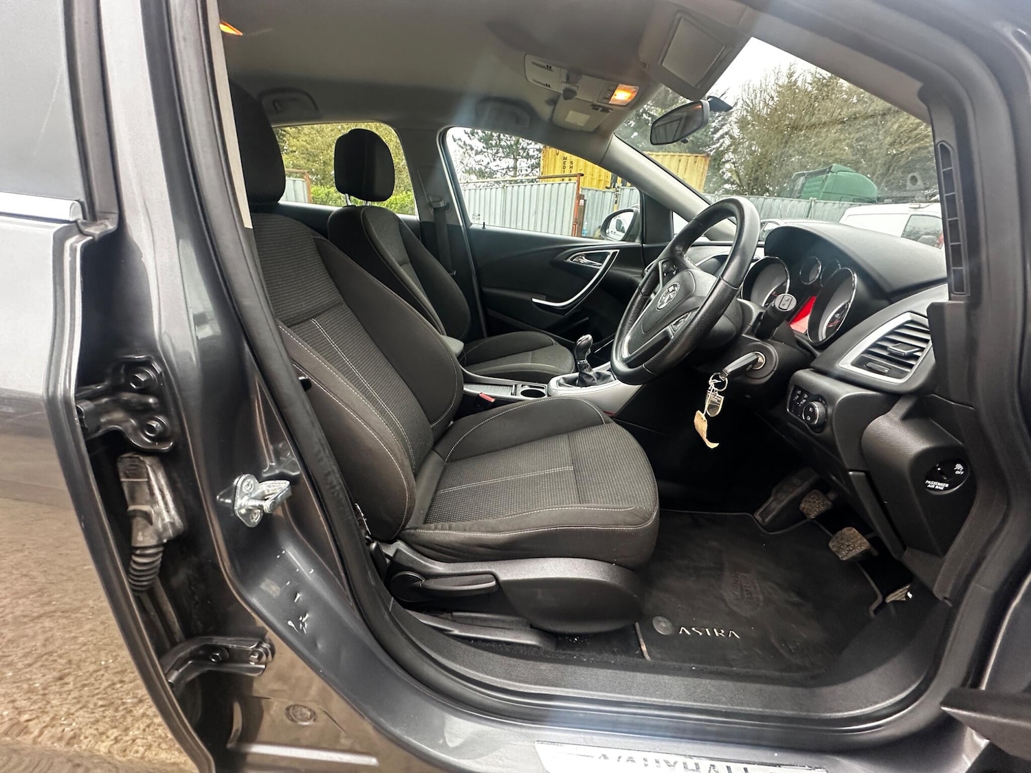 Used Vauxhall Astra 2010 for sale - 78062690: Photo 21