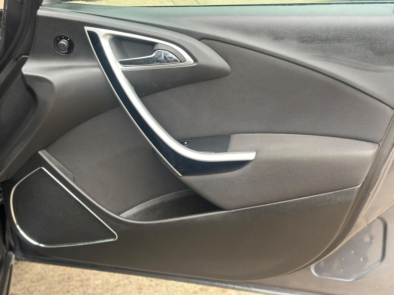 Used Vauxhall Astra 2010 for sale - 78062690: Photo 25