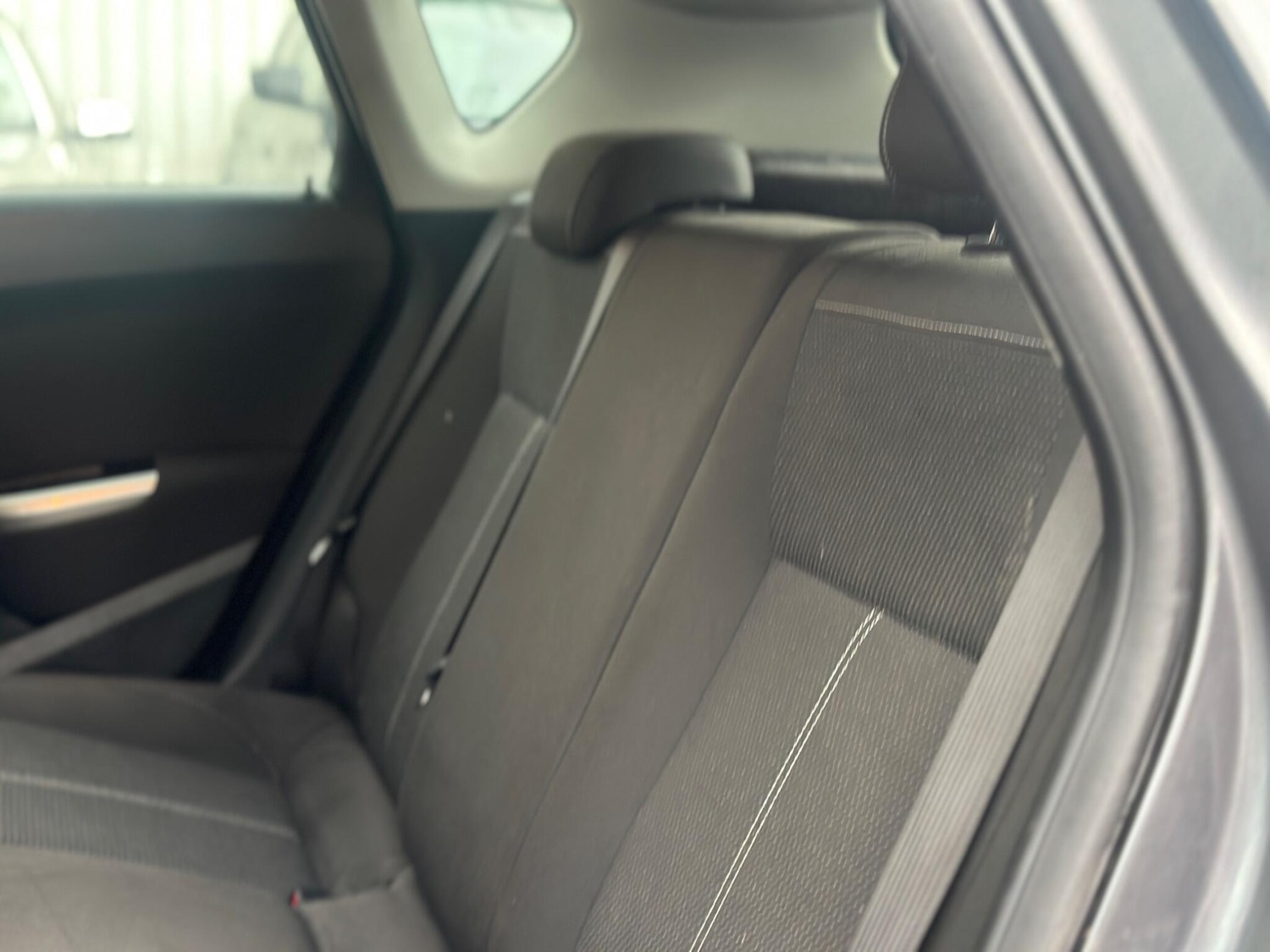 Used Vauxhall Astra 2010 for sale - 78062690: Photo 42