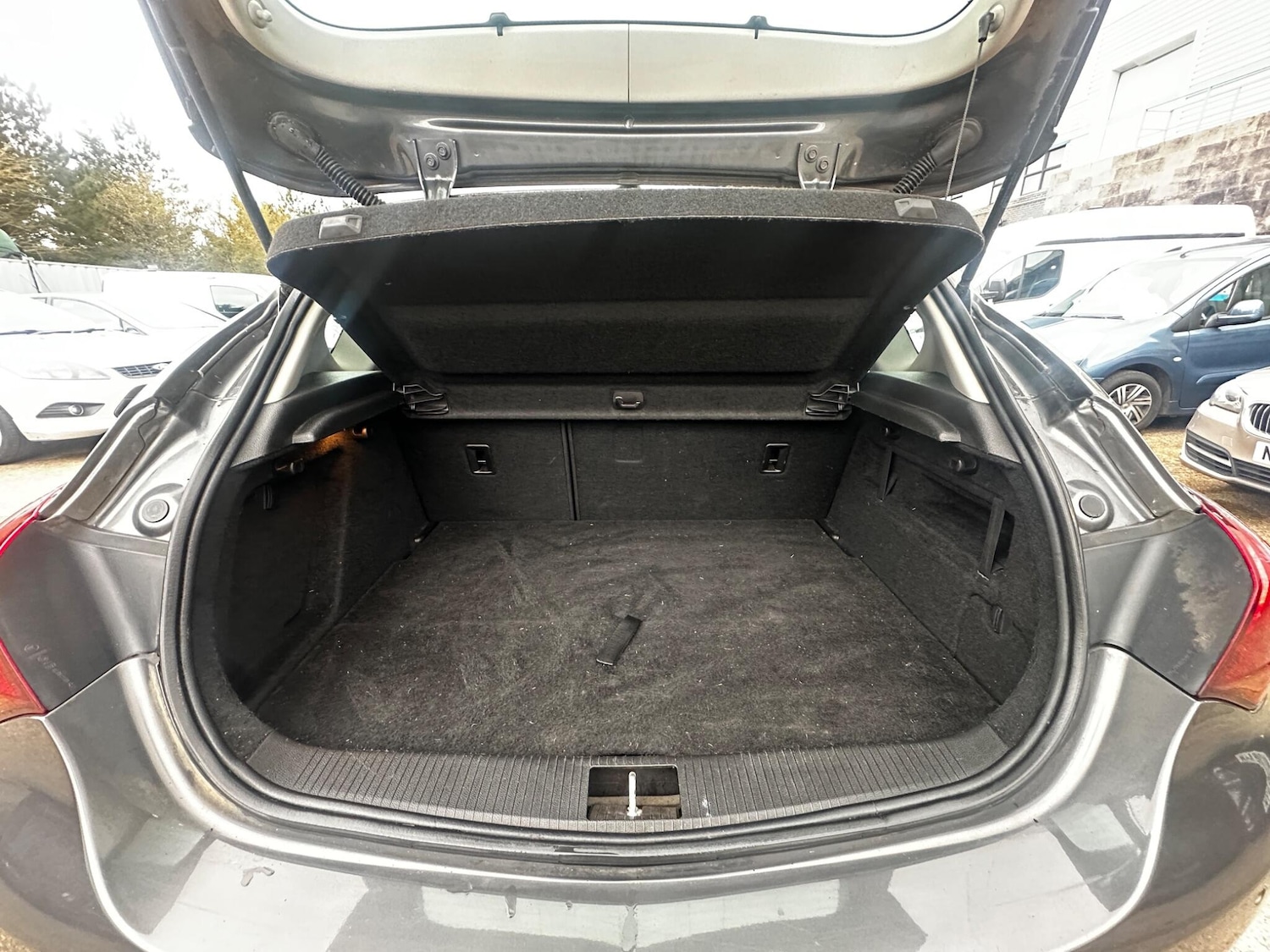 Used Vauxhall Astra 2010 for sale - 78062690: Photo 8