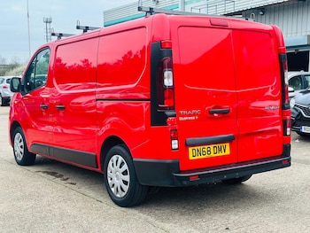 Used Renault Trafic 2018 for sale - 78135523: Photo