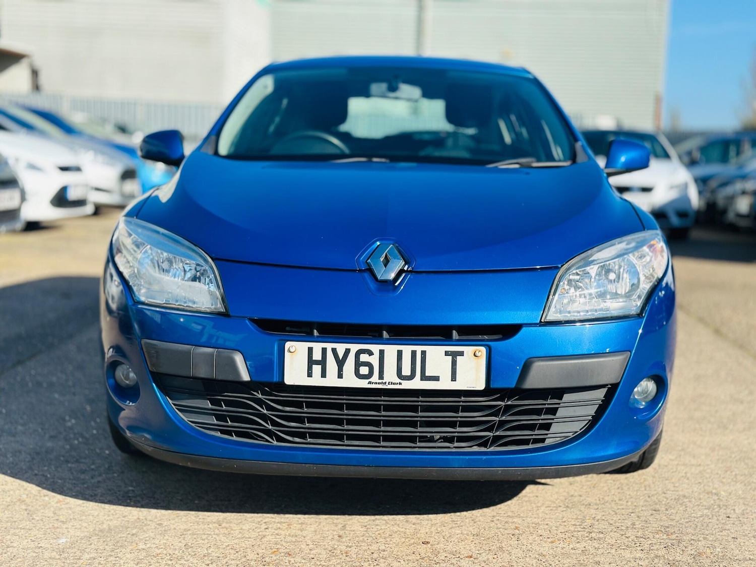 Used Renault Megane 2011 for sale - 77940052: Photo 12