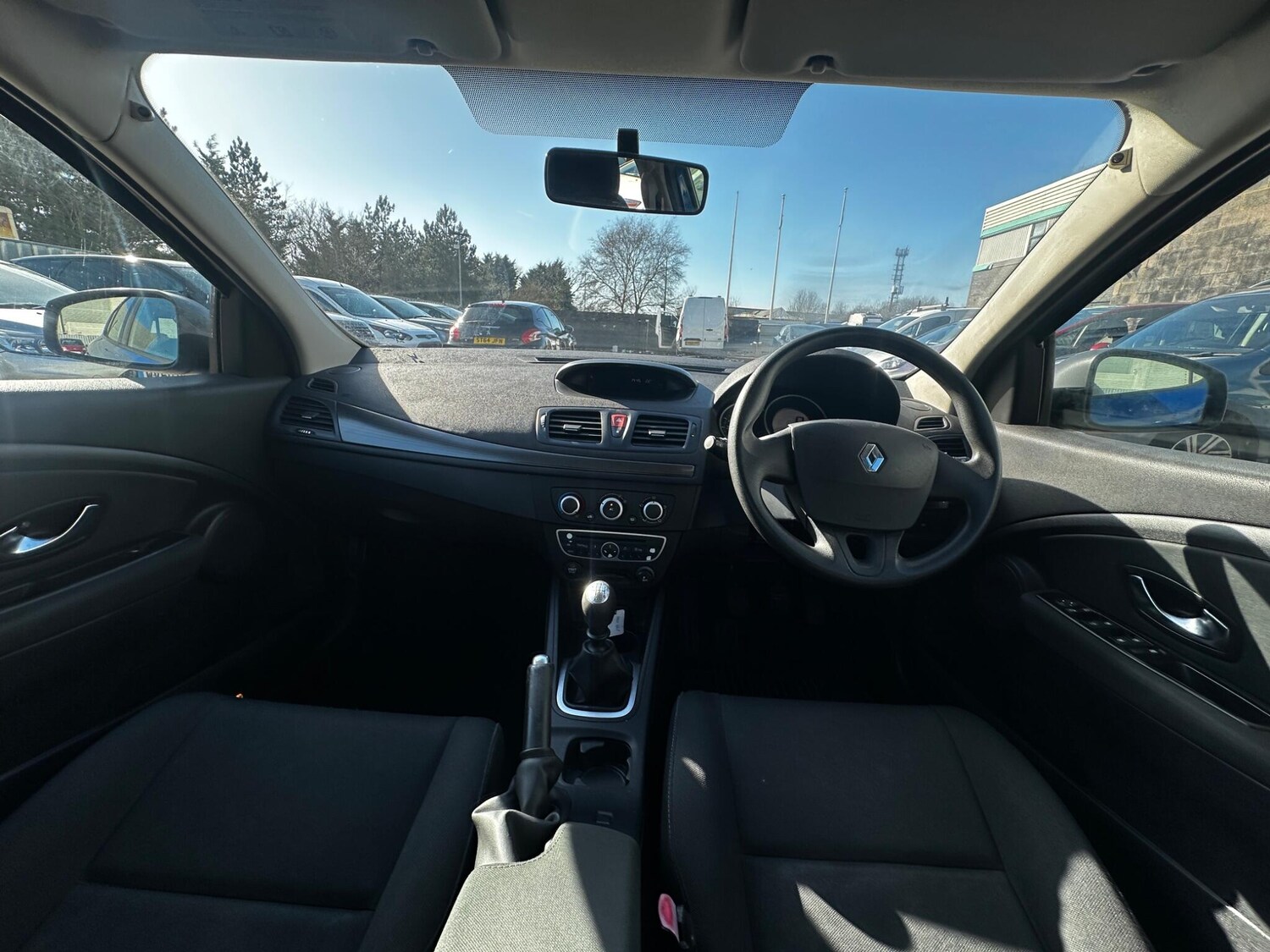 Used Renault Megane 2011 for sale - 77940052: Photo 27