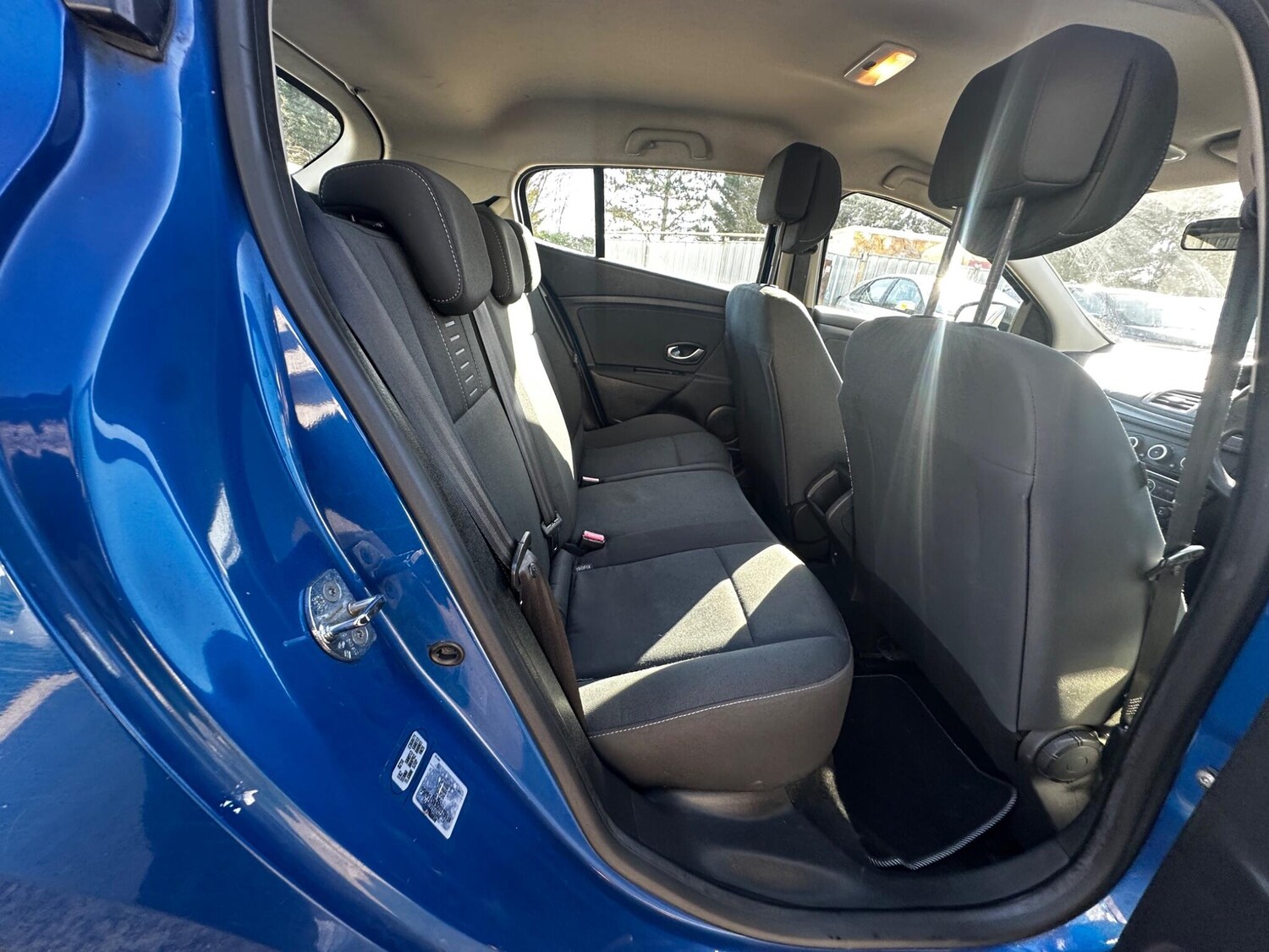 Used Renault Megane 2011 for sale - 77940052: Photo 33