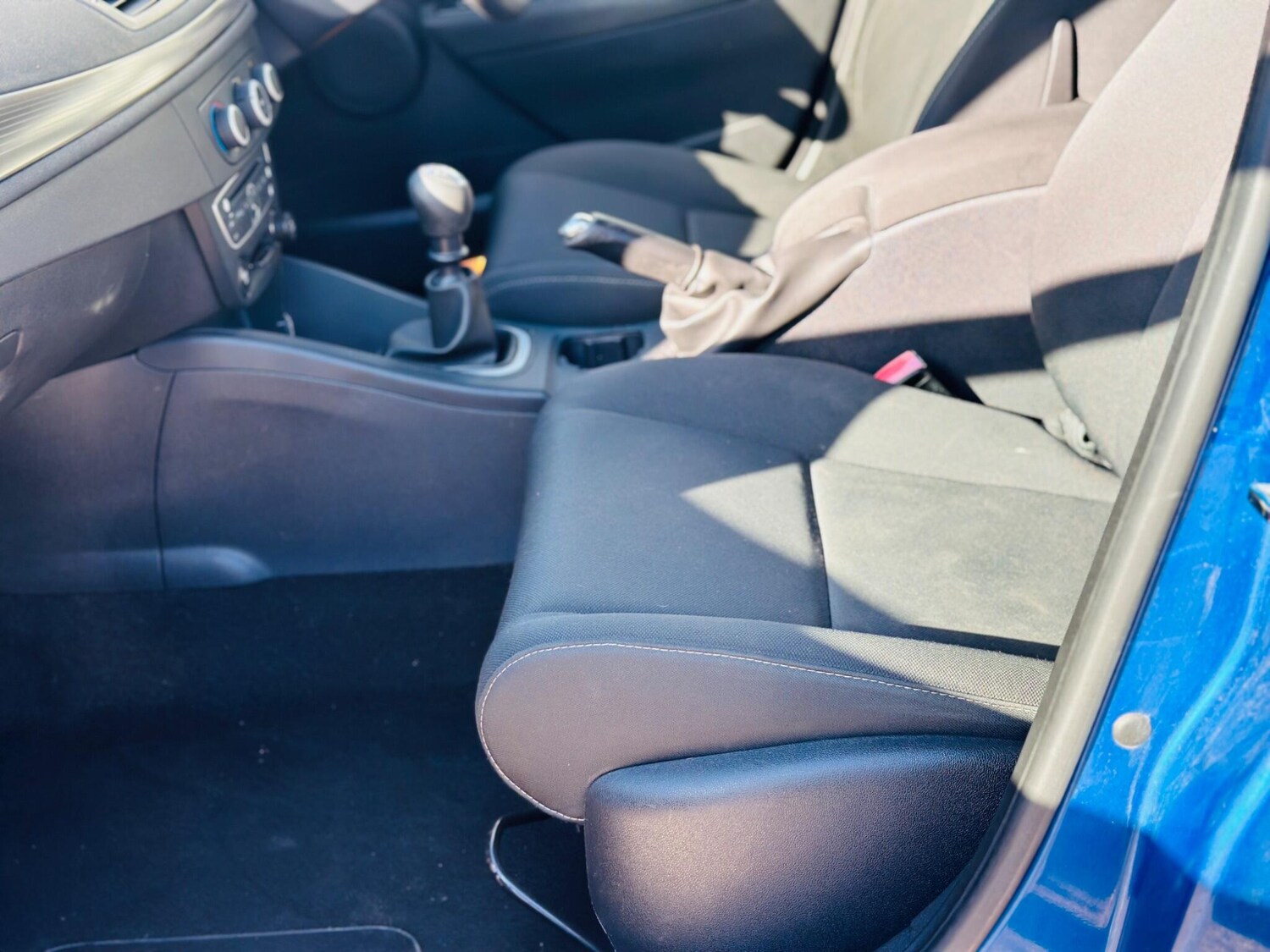 Used Renault Megane 2011 for sale - 77940052: Photo 45