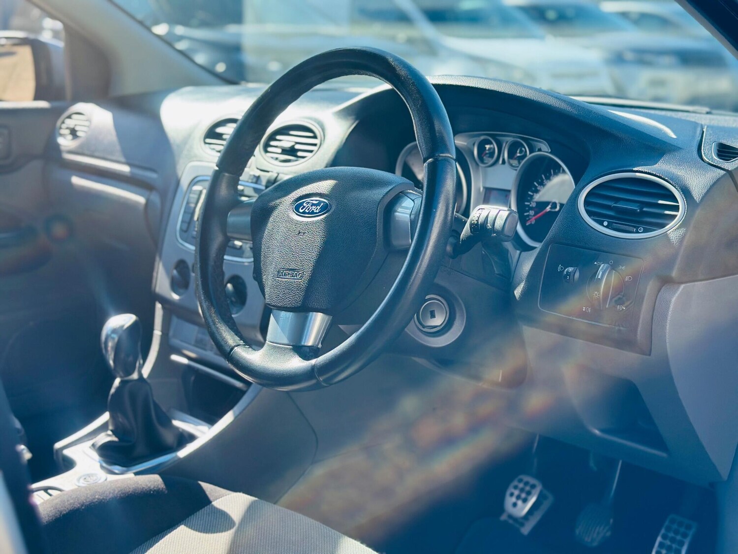 Used Ford Focus 2010 for sale - 77939963: Photo 18