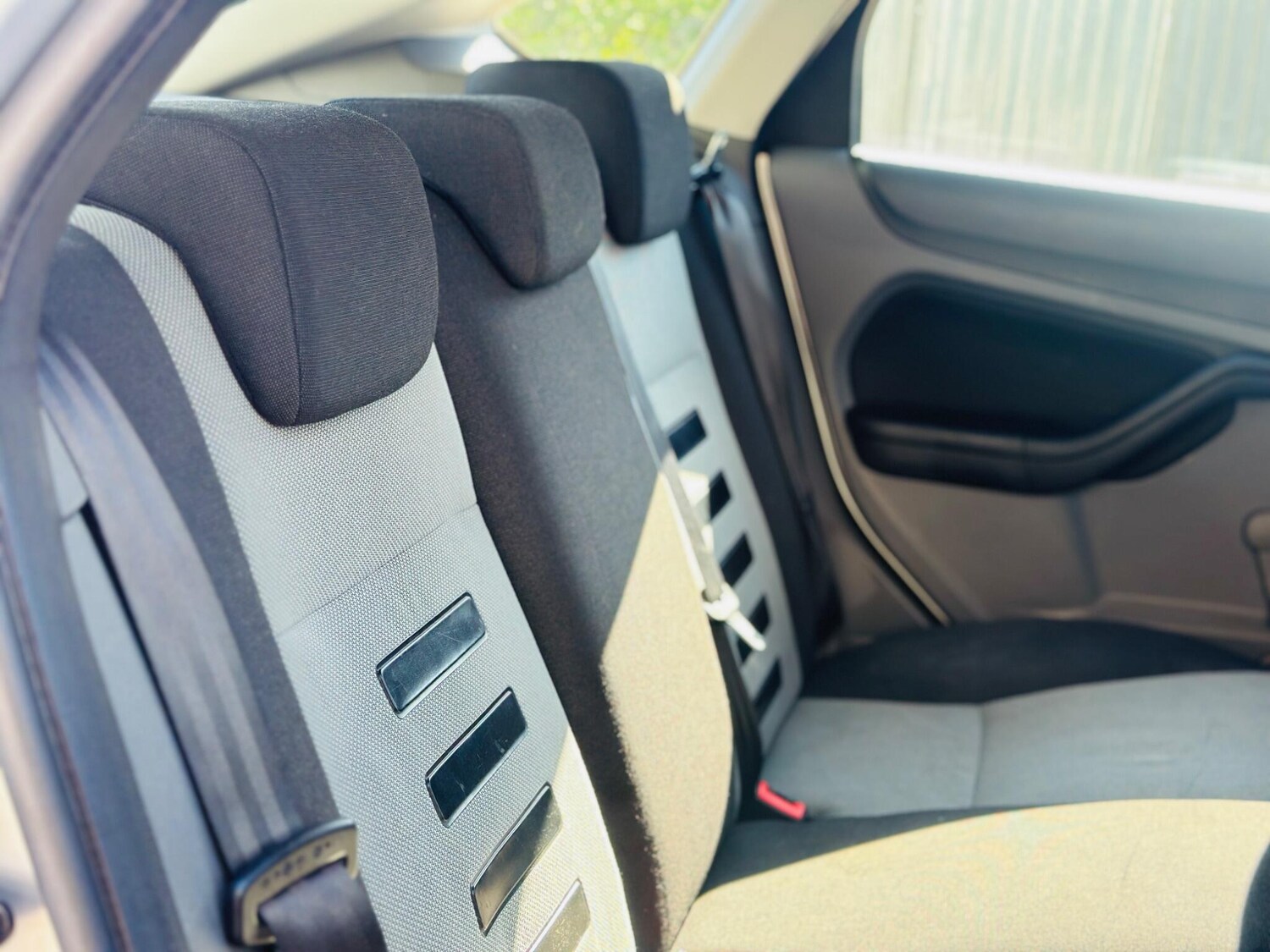 Used Ford Focus 2010 for sale - 77939963: Photo 28