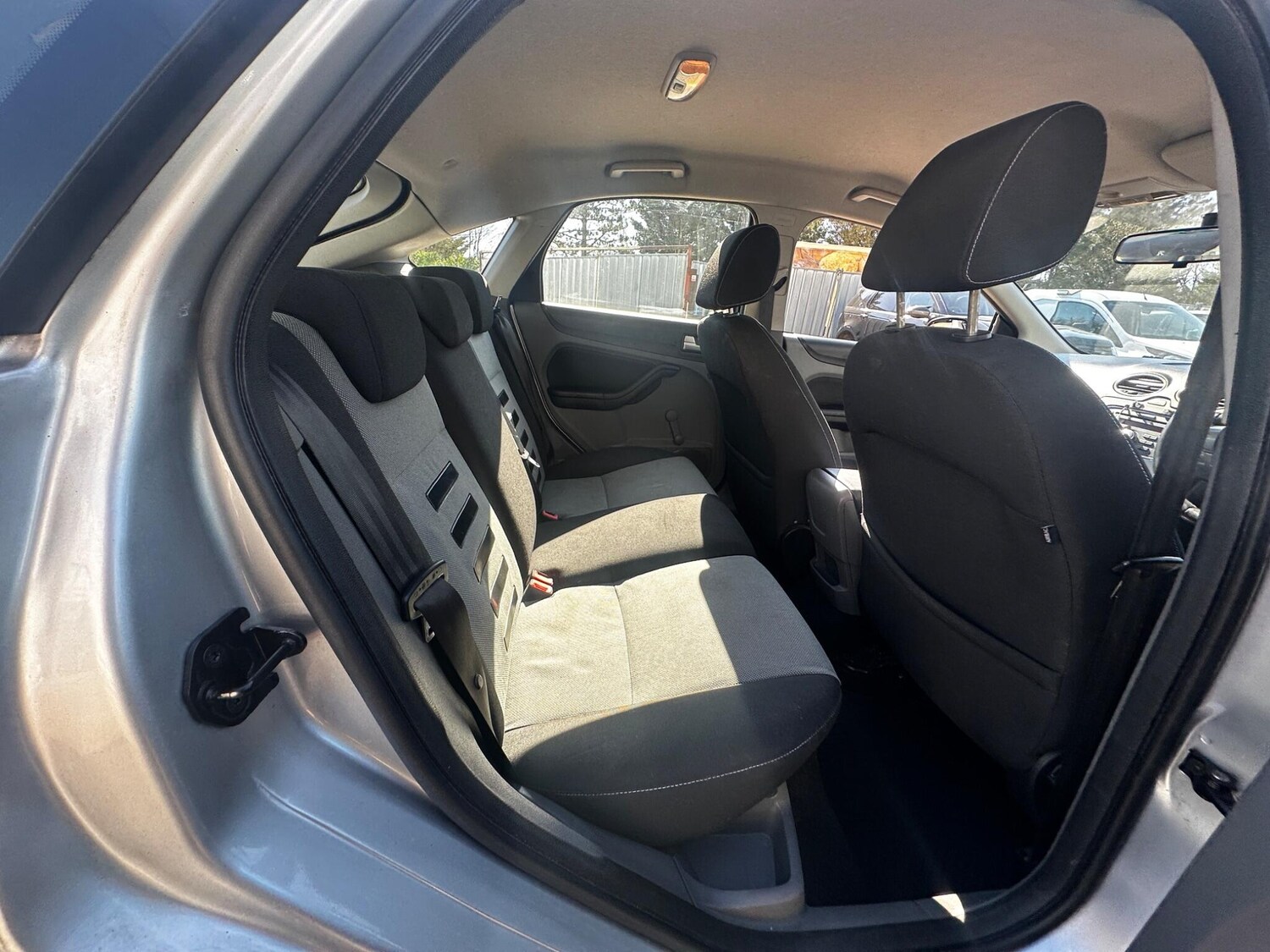 Used Ford Focus 2010 for sale - 77939963: Photo 31