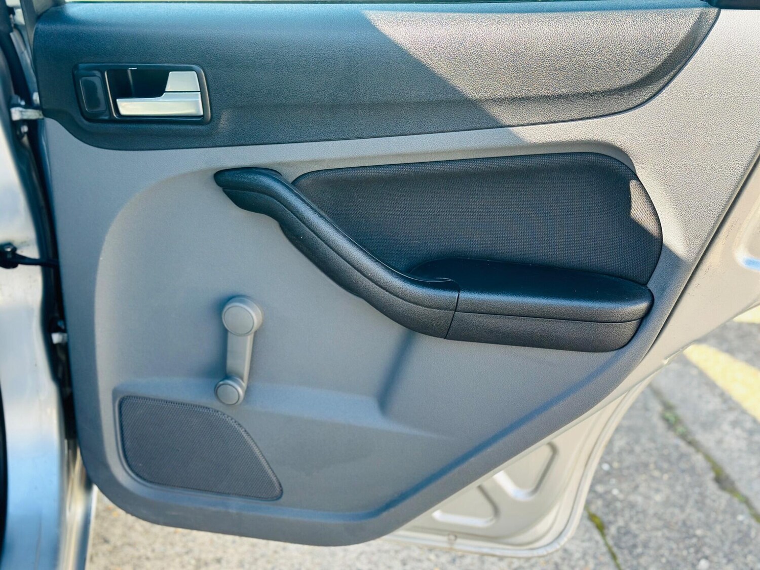 Used Ford Focus 2010 for sale - 77939963: Photo 32