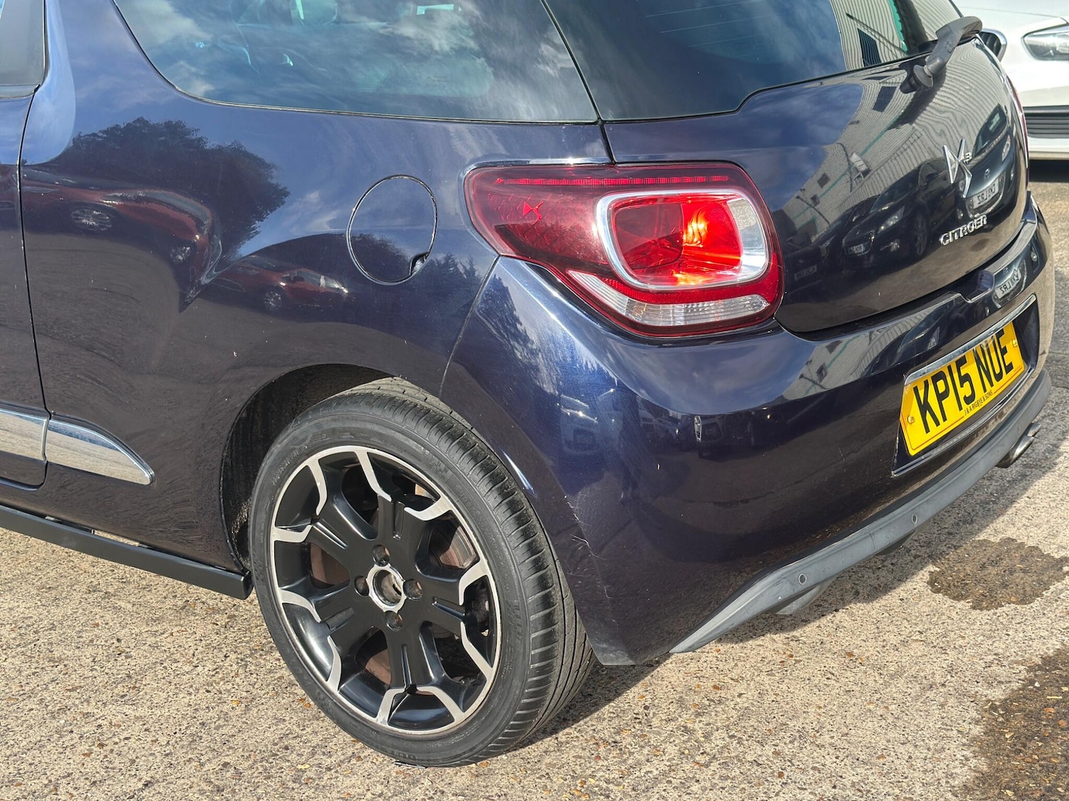 Used Citroen DS3 2015 for sale - 76992368: Photo 19